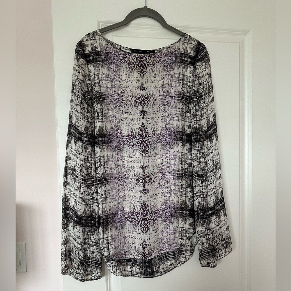 Theysken’s Theory SILK Long Sleeve Blouse Size M